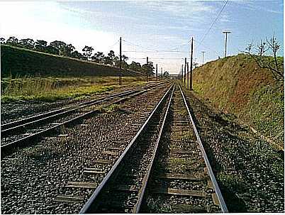 ESTAO PIRAPITINGUI-FOTO:ZARDETO  - PIRAPITINGUI - SP