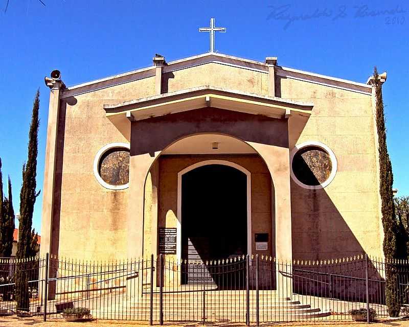 PIRASSUNUNGA-SP-IGREJA DE SANTA RITA DE CSSIA-FOTO:REGINALDO RESENDE - PIRASSUNUNGA - SP