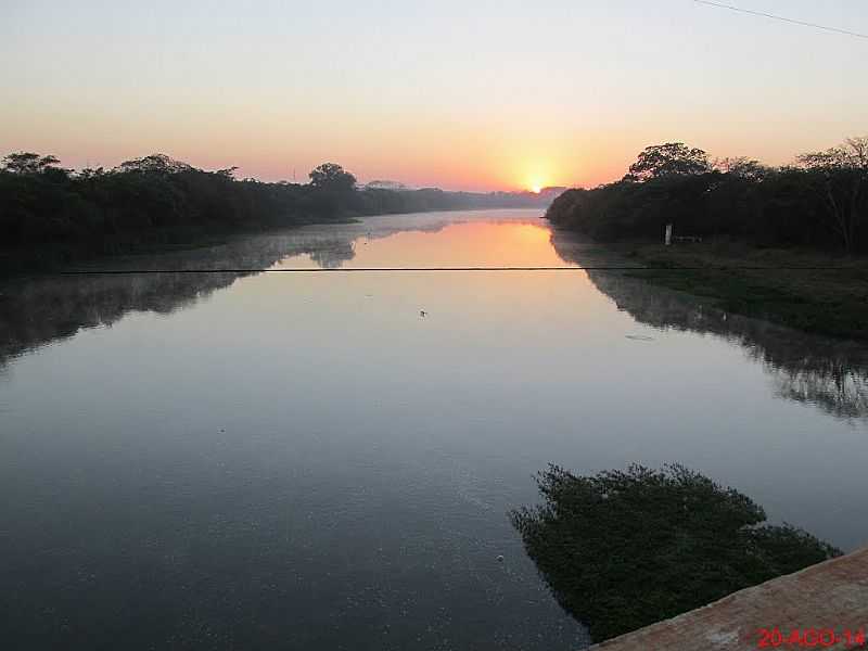 PITANGUEIRAS-SP-RIO MOGI GUAU-FOTO:MARCO AURLIO ESPARZA - PITANGUEIRAS - SP