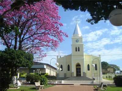 IGREJA, POR FABI POZENA - PLATINA - SP