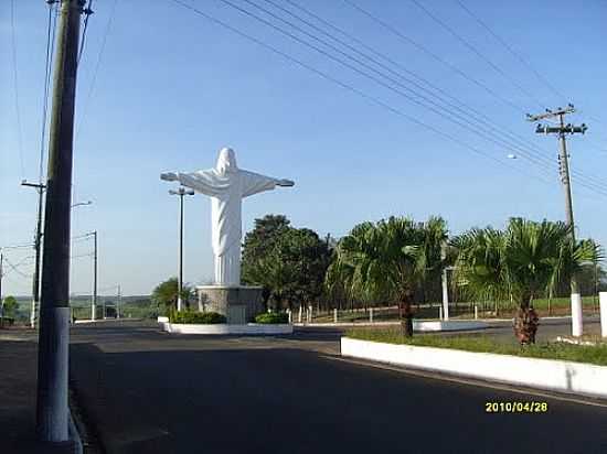 ENTRADA DE POLONI FOTO
POR FRANCOERIC - POLONI - SP