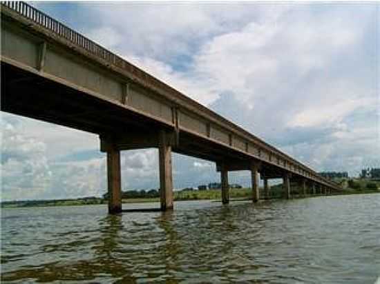 PONGA-SP-PONTE SOBRE O RIO TIET-FOTO:MANOEL LEODORO - PONGA - SP