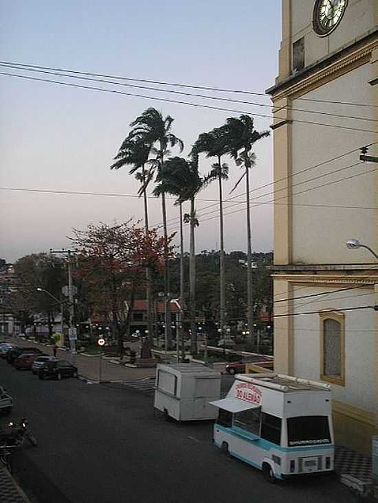 PORTO FELIZ-SP-PRAA E IGREJA MATRIZ-FOTO:WIKIPDIA - PORTO FELIZ - SP