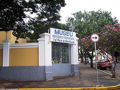 MUSEU MUNICIPAL POR RETSUMANGA - PORTO FERREIRA - SP
