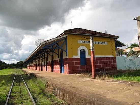 ANTIGA ESTAO FERROVIRIA DE PRESIDENTE ALVES-SP-FOTO:WILSON ALCARAS - PRESIDENTE ALVES - SP