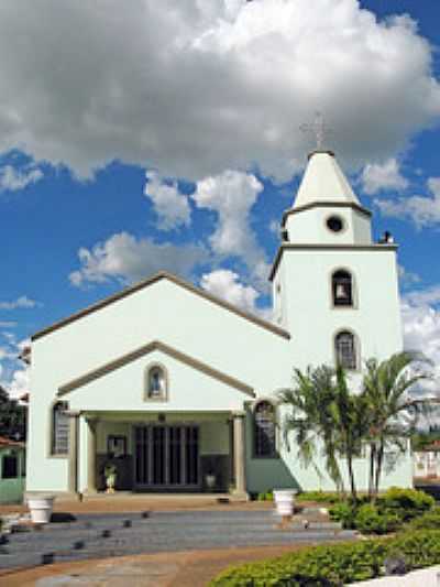 IGREJA-FOTO:EDUARDO M. P. DANTAS - QUEIROZ - SP