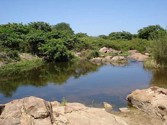 LAGOA EM QUEIMADASBA-FOTO:AINSTEIN EDY - QUEIMADAS - BA