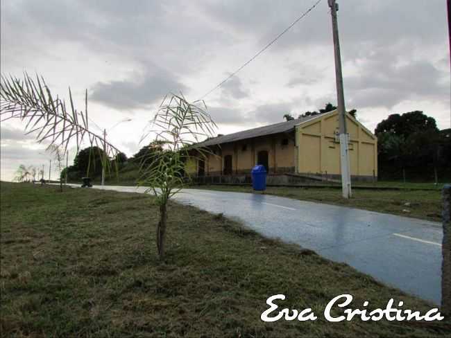 DEPSITO DA ESTAO DE TREM, POR EVA CRISTINA - QUINTANA - SP