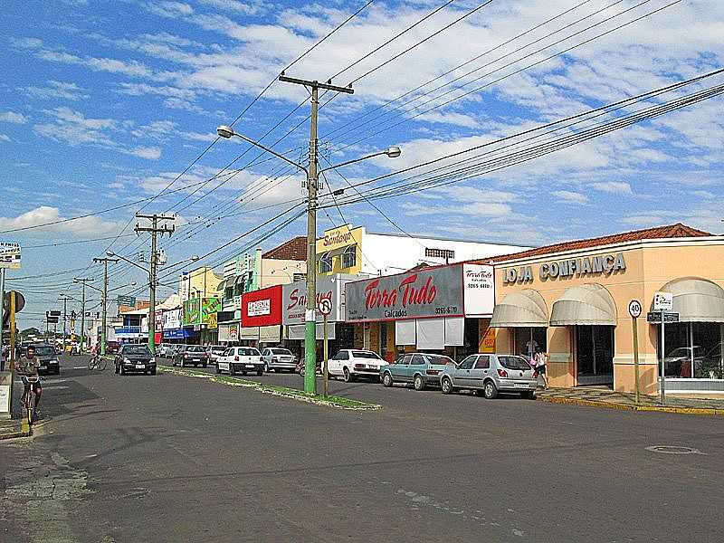 RANCHARIA-SP-AVENIDA CENTRAL-FOTO:EDUARDO DANTAS  - RANCHARIA - SP