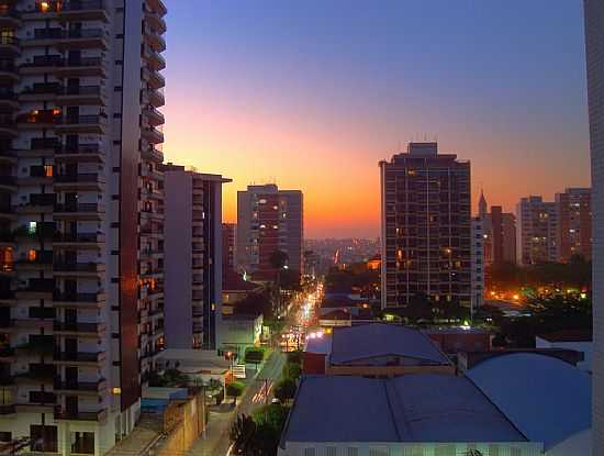 RIBEIRO PRETO-SP-PR DO SOL NA AVENIDA CENTRAL-FOTO:RAFAEL TORRES GAVIOL - RIBEIRO PRETO - SP