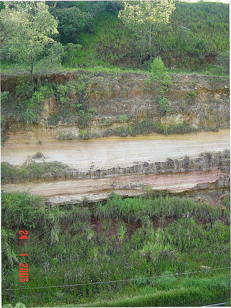 RIO CLARO-SP-MINERAO DE CALCRIO-FOTO:URIAS E. TAKATOHI - RIO CLARO - SP