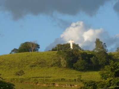 MORRO DO CRISTO REDENTOR DE RIVERSUL., POR JAQUELINE OLIVEIRA - RIVERSUL - SP