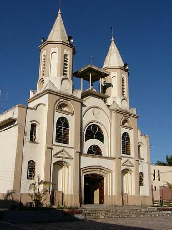 IGREJA MATRIZ DE SANTANA EM ROSEIRA-SP-FOTO:JULIOANDRADE - ROSEIRA - SP