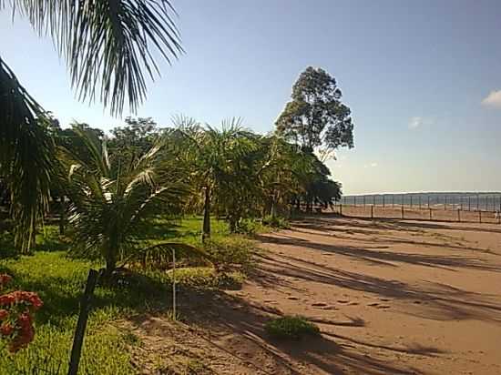 PRAIA, POR GABRIEL - SALES - SP