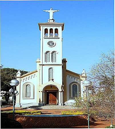 PRAA E IGREJA MATRIZ-FOTO:EDIOONLINE.COM.BR  - SALES OLIVEIRA - SP