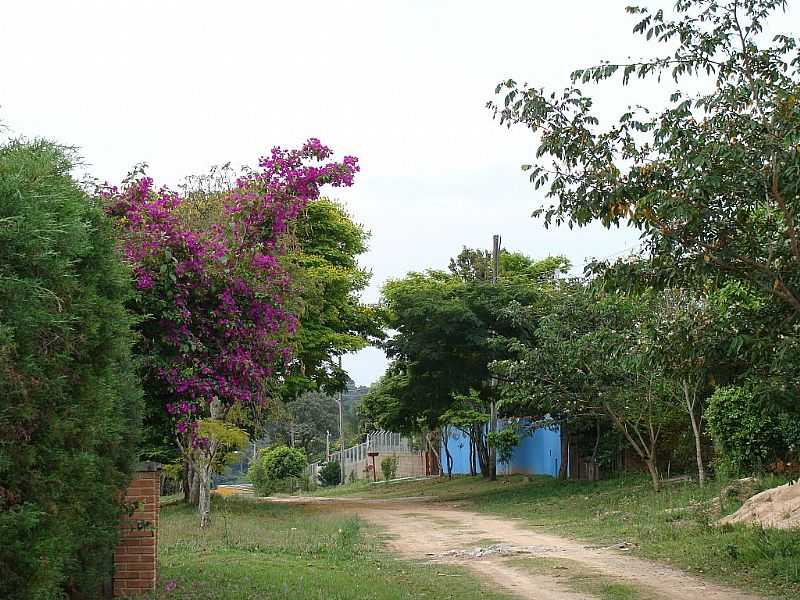 SALTO DE PIRAPORA-SP-BAIRRO PORTAL DE PIRAPORA-FOTO:NILSON KABUKI - SALTO DE PIRAPORA - SP