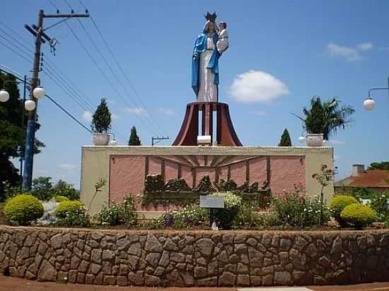 IMAGEM DE N.SRA.DO PATROCNIO NA ROTATRIA DE SALTO GRANDE-SP-FOTO:WHELIGHTON - SALTO GRANDE - SP