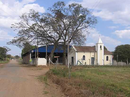 SANTA CRUZ DA CONCEIO-SP-CAPELA NO BAIRRO DA SADE-FOTO:S VICK - SANTA CRUZ DA CONCEIO - SP