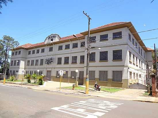 SANTA CRUZ DO RIO PARDO-SP-FACULDADE DE DIREITO-FOTO:PE. EDINISIO PEREIRA - SANTA CRUZ DO RIO PARDO - SP