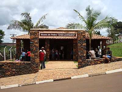 MUSEU DE PEDRA-FOTO:ROSELITO FVERO DA S  - SANTA EUDXIA - SP