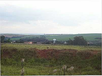 VISTA DE LONGE, POR MARLI KEWITZ - SANTA MARIA DA SERRA - SP