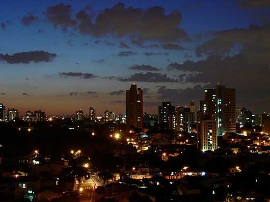 VISTA NOTURNA DE VILA ASSUNO EM SANTO ANDR-SP-FOTO:VANVISKI - SANTO ANDR - SP