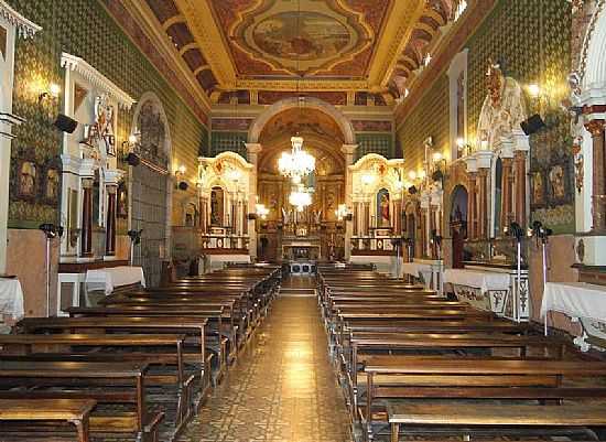 INTERIOR DA IGREJA DO
VALONGO FOTO JOO
SAVIOLI - SANTOS - SP