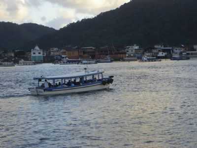 TRAVESSIA DE CATRAIA, POR ZEZ MORAES - SANTOS - SP