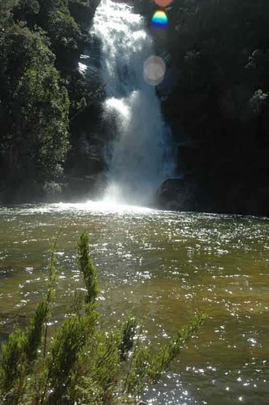 CACHOEIRA EM SO JOS DO BARREIRO-SP-FOTO:SANKARS - SO JOS DO BARREIRO - SP