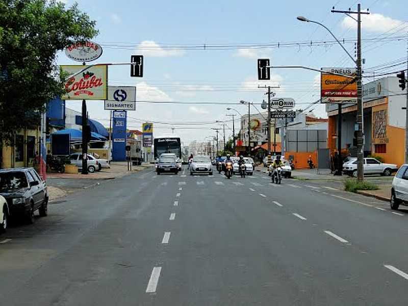 AV. N.S. DA PAZ - SO JOS DO RIO PRETO - SP
POR CAIO GRACO MACHADO  - SO JOS DO RIO PRETO - SP