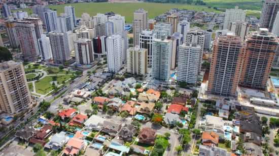 JARDIM AQUARIUS E SEUS ESPIGOES, POR JOSEFA LACERDA - SO JOS DOS CAMPOS - SP