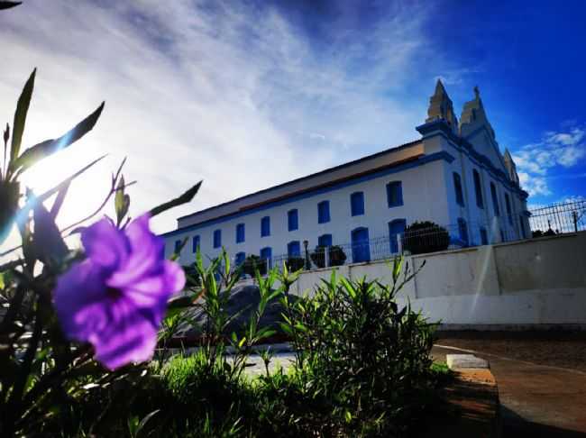 JARDIM DA IGREJA, POR MARIA APARECIDA DE OLIVEIRA LIMA IZIPATO - RIACHO DE SANTANA - BA