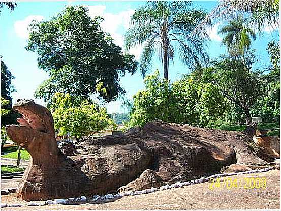 CRIATIVIDADE EM PEDRA-FOTO:SEMEO. - SO SIMO - SP