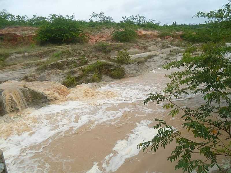 RIACHO SECO-BA-SANGRADOURO DA BARRAGEM-FOTO:DDEZ.COM.BR  - RIACHO SECO - BA