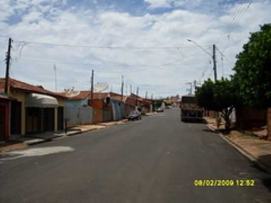 RUA ATADE FERREIRA DA SILVA-FOTO:DAVIFERNANDODEPAULA - SEVERNIA - SP