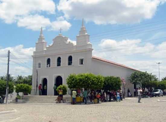 RIBEIRA DO AMPARO-BA-IGREJA MATRIZ-FOTO:RIBEIRADOAMPARO. - RIBEIRA DO AMPARO - BA