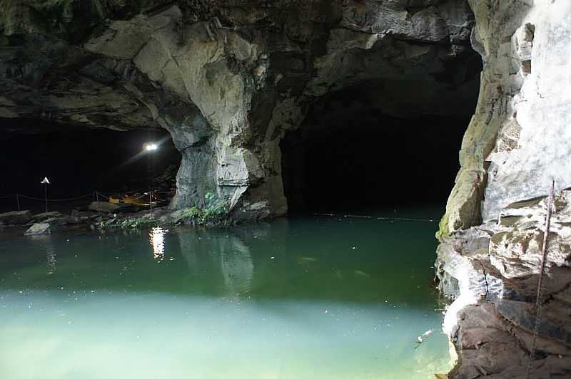 SOCORRO-SP-GRUTA DO ANJO-FOTO:ERNANDES C SANTOS  - SOCORRO - SP