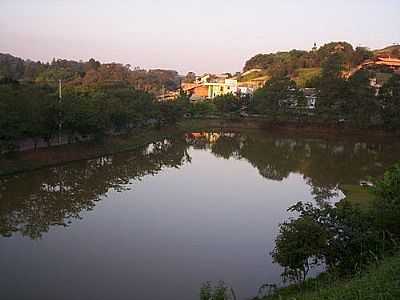 LAGO SOUZAS POR CARLOS ROBERTO DE LARA - SOUSAS - SP