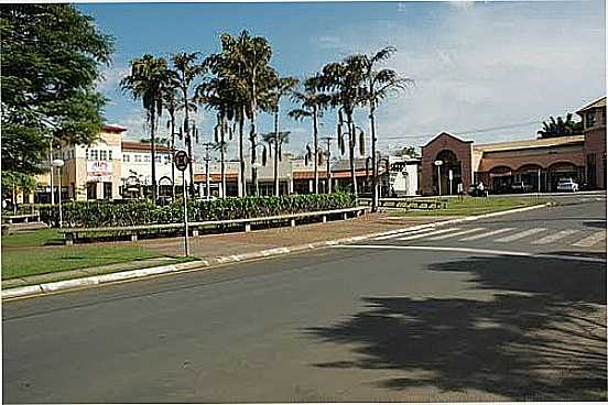 CENTRO COMERCIAL DE VILA FLORA EM SUMAR-SP-FOTO:L.M.SIQUEIRA - SUMAR - SP