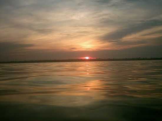 ENTARDECER NO RIO SO JOS DOS DOURADOS EM SUZANPOLIS-SP-FOTO:IVAIR TURCO - SUZANPOLIS - SP
