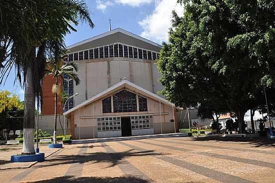 TAMBA-SP-SANTURIO N.SRA.APARECIDA DO PADRE DONIZETTI-FOTO:S VICK - TAMBA - SP