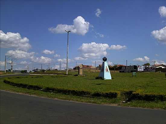 TAMBA-SP-TREVO DE ACESSO-FOTO:EJARMELINI - TAMBA - SP