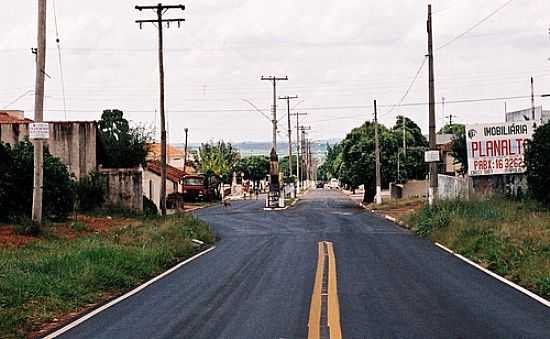 ENTRADA DA CIDADE-FOTO:ZEKINHA  - TAPINAS - SP