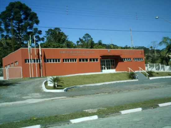 CMARA MUNICIPAL , POR ANTONIO CCERO DA SILVA(GUIA) - TAPIRA - SP