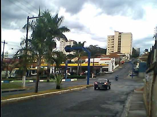 AV.JOS DIB CALIL-FOTO:PABLOWEST - TAQUARITINGA - SP