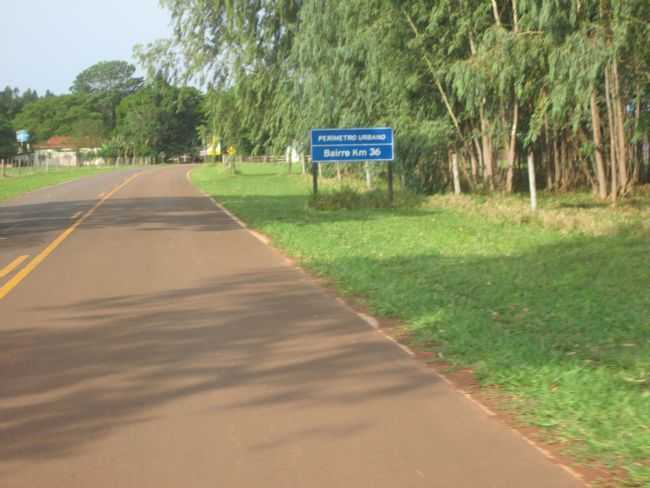 A ENTRADA DO BAIRRO DO 36 EM TARABAI, POR CLAUDIONOR JOS DOS SANTOS - TARABAI - SP