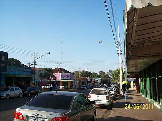 TEODORO SAMPAIO-SP-AVENIDA CUIAB-FOTO:LINEU SANTOS - TEODORO SAMPAIO - SP