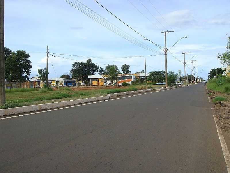 TEODORO SAMPAIO-SP-MORRO DO DIABO VISTO DA RODOVIA-FOTO:AUGUSTO MUNIZ - TEODORO SAMPAIO - SP