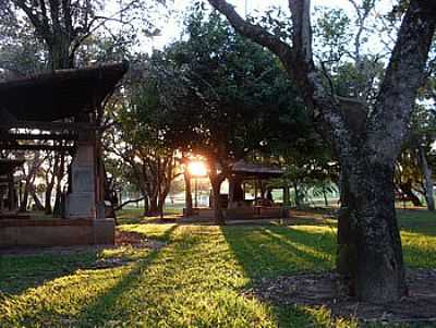 LUZ TERMAS DO IIBIRA POR JDUCATTI - TERMAS DE IBIR - SP