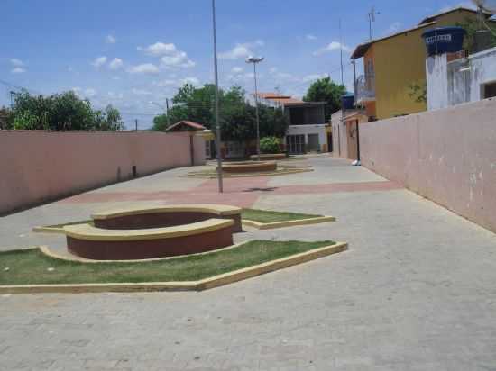 CALADO DA ESCOLA CONSELHEIRO LUIZ VIANA, POR SILVANO LIMA - RIO DO ANTNIO - BA